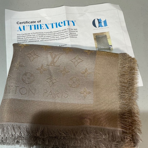 Louis Vuitton monogram shine shawl - Picture 10 of 10